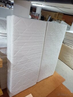 Prodám 2 x hezké matrace 90 x 200 x 24 cm - 3
