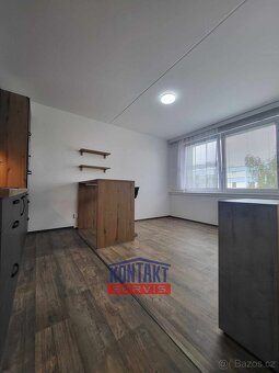 Pronájem zrekonstruovaného bytu 2+kk, 36 m2 - České Budějovi - 3