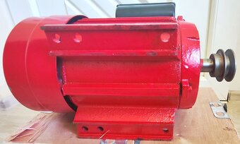 Elektromotor s řemenicí 220V 3kW 3000ot. - 3