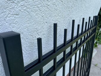 Nová branka - žárový zinek, komaxit - 3