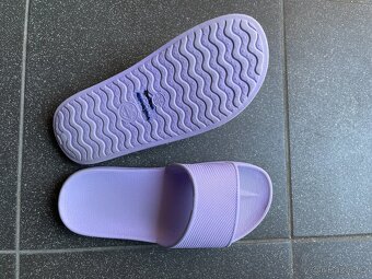 PRODÁM FIALOVÉ PANTOFLE COQUI, VELIKOST 34 - 35, JAKO NOVÉ - 3
