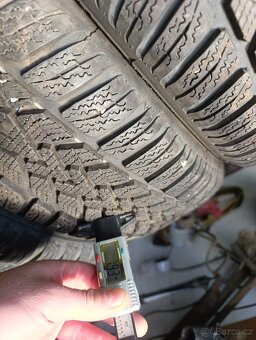 195/60 R15 zimni pneu - 3