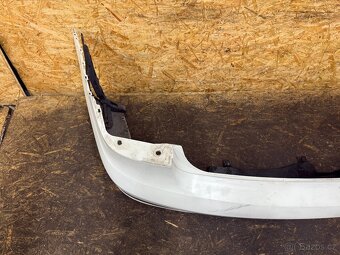 ZADNÍ NÁRAZNÍK VW PASSAT B7 SEDAN - 3