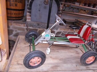 Historická šlapací kára - 3