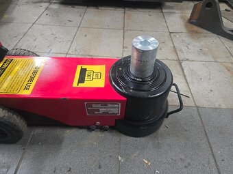 Zvedák, hever 100tun - 3