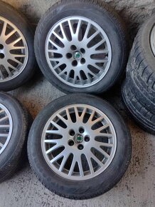 4ks alu disky orig. Škoda 5x100 r16 pneu 205/54 r16 6mm - 3