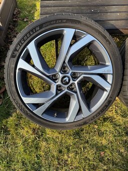 Alu Renault MEGANE IV GT 7,5x18 ET46 5x114,3 - 3
