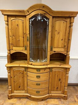 PŘÍBORNÍK, VYPOUKLÉ SKLO A ŠUPLÍKY, OSVĚTLENÝ, CELOMASIV - 3