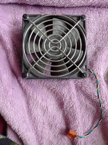 Ventilátor 4 pin - 3