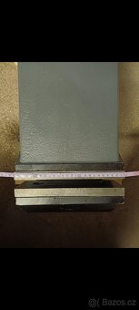 Svěrák šířka čelistí 250mm - 3