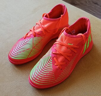 Sálovky značky Adidas Predator - 3