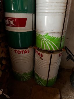 Naftové sudy 200 litrové 4x - 3