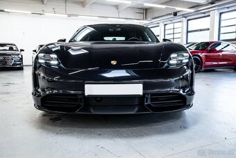 Porsche Taycan - 3