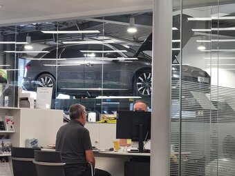 Audi A4 facelift 2.0tdi 140kw plný servis Audi - 3