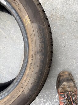 225/55R17 V XL - 3