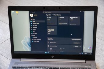 HP ZBook 15u G6 – 15,6" / i7 / 16GB / SSD / FHD / Radeon Pr - 3
