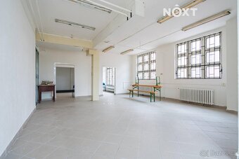 Pronájem komerční Obchodní prostory, 320㎡ - 3