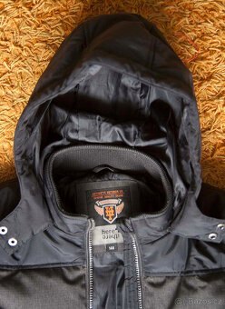 Chlapecká zimní bunda vel. 146 - 3