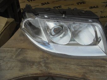 VW PASSAT 3BG , B 5,5 - PREDNI cira světla s XENON EFECTEM - 3