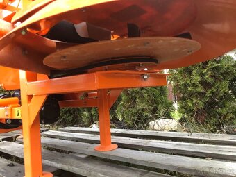 Posypovač komunální 600kg - 3