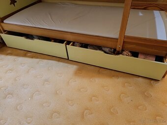 Dvoupatrová dětská postel - 3