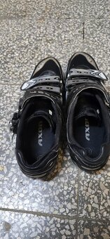 Tretry Axon vel.44 - 3