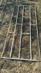 2x velké železné brány (vrátka) - 3