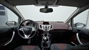 Ford Fiesta 1,4 i 71 kW Titanium - 3