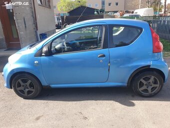 Peugeot 107 platná STK- Říčany - 3