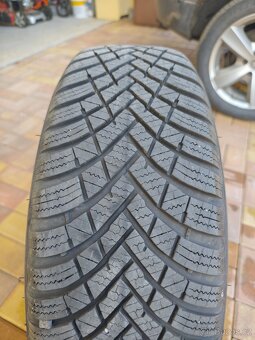 Zimní gumy 195/65R15 - 3