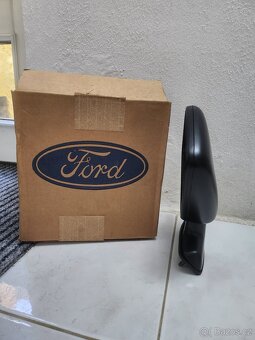 FORD AEROSTAR - 3