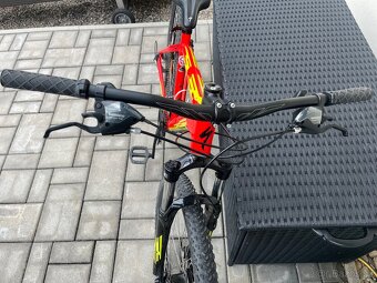 Horské kolo Specialized - 3