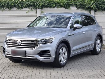 Volkswagen Touareg 3,0 TDi 210kW Atmosphere ČR 1.maj CR V6 8 - 3