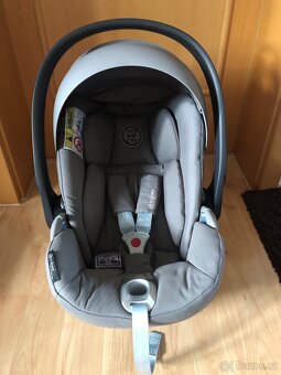 Autosedačka Cybex Cloud Z i-size včetně báze - 3