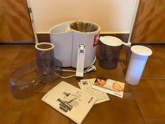 Odšťavňovač Philips juicer HR1858/00 - 3