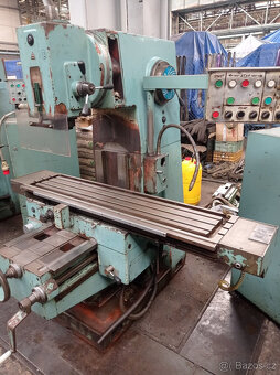 Svislá frézka FGV 32 - 3