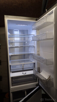 Luxusní Lednice SAMSUNG RB38C7B6D12/EF nové čti... - 3