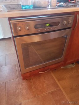 Vestavná trouba - 3