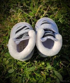 Zimní teplé capáčky velikost 1-3 měsíce - 3