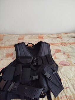 Mil-Tec Vesta + Sumky a Holster - 3