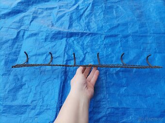 Drátěný věšáček - 3