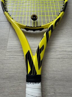 Raketa Babolat Aero G s novou omotávkou - 3