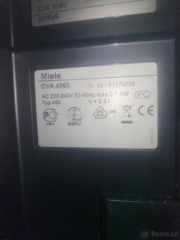 Vestavný kávovar Miele CVA 4060 - 3