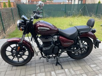 Royal Enfield Meteor 350 - 3