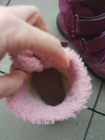 Dívčí zimní boty s kožíškem a Goretexem,vel.29 - 3