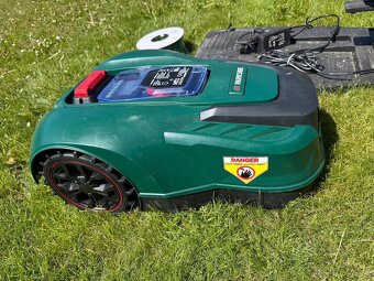 Prodám robotickou sekačku Parkside PMRA 20-Li B2 - 3