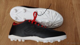 Dětské kopačky Decathlon velikost 35 - Nové - 3