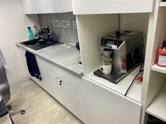 💇♀️ Hledáme šikovnou kadeřnici do salónu - Zlín Malenovice - 3