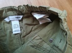 Dívčí tlumeně zelené kraťase vel. 86, zn. H&M - 3