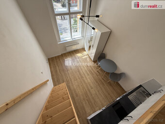 Pronájem bytu 1+kk 35 m2 P5 Smíchov po rekonstrukci loft cih - 3
